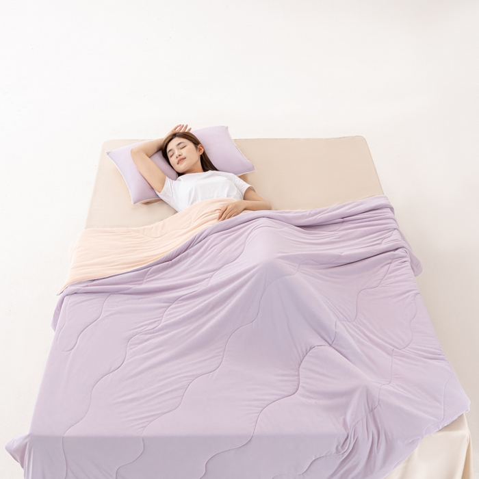91家纺网 家纺一手货源 找家纺 迪梵家纺 2026新款锦氨凉感黑科技（160克面料）凉感丝夏被冰淇淋夏凉被空调被-风格一 啵啵紫