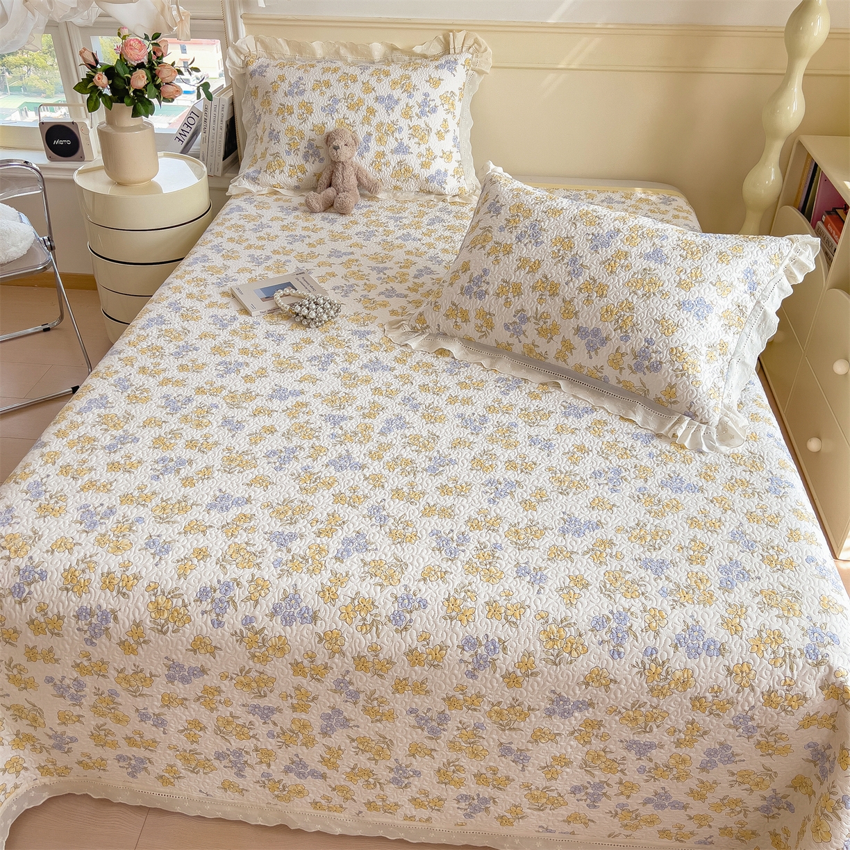 91家纺网 家纺一手货源 找家纺 叠派家纺 2026新款A类印花慕丝绵花边款床盖系列（抽空压缩可供跨境）提供买家秀 金兰+黄