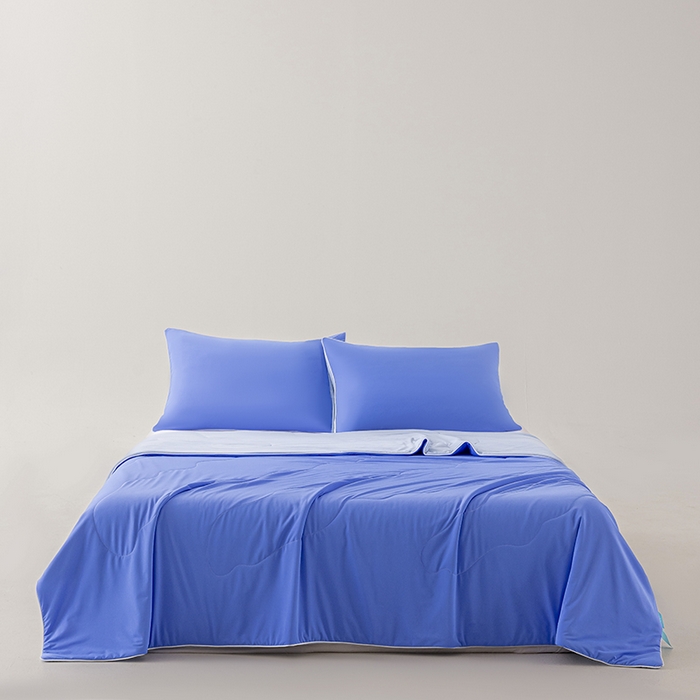 91家纺网 家纺一手货源 找家纺 迪梵家纺 2026新款锦氨凉感黑科技（160克面料）凉感丝夏被冰淇淋夏凉被空调被-风格二 嘟嘟蓝