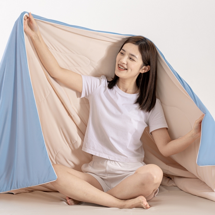 91家纺网 家纺一手货源 找家纺 迪梵家纺 2026新款锦氨凉感黑科技（160克面料）凉感丝夏被冰淇淋夏凉被空调被-风格二 蓝粉玉