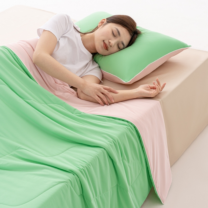 91家纺网 家纺一手货源 找家纺 迪梵家纺 2026新款锦氨凉感黑科技（160克面料）凉感丝夏被冰淇淋夏凉被空调被-风格二 浅绿粉