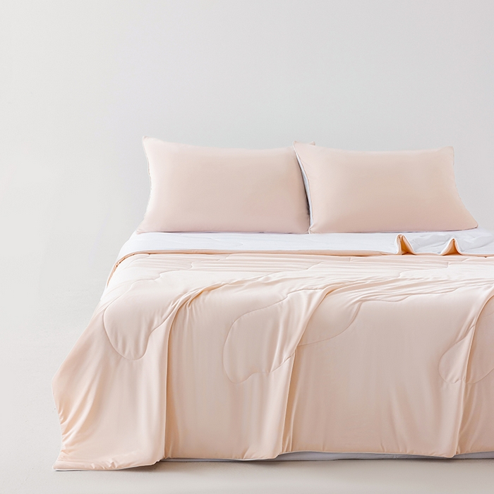 91家纺网 家纺一手货源 找家纺 迪梵家纺 2026新款锦氨凉感黑科技（160克面料）凉感丝夏被冰淇淋夏凉被空调被-风格二 桃喜玉