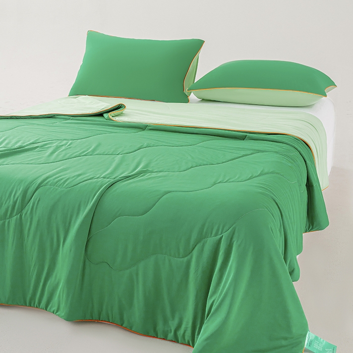 91家纺网 家纺一手货源 找家纺 迪梵家纺 2026新款锦氨凉感黑科技（160克面料）凉感丝夏被冰淇淋夏凉被空调被-风格三 西瓜啵啵