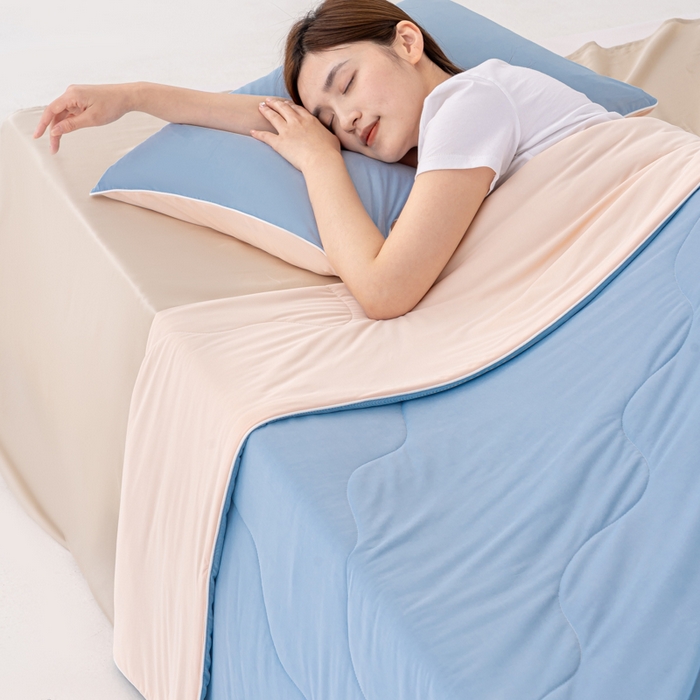 91家纺网 家纺一手货源 找家纺 迪梵家纺 2026新款锦氨凉感黑科技（160克面料）凉感丝夏被冰淇淋夏凉被空调被-风格三 蓝粉玉