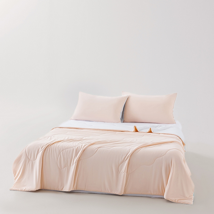 91家纺网 家纺一手货源 找家纺 迪梵家纺 2026新款锦氨凉感黑科技（160克面料）凉感丝夏被冰淇淋夏凉被空调被-风格三 桃喜玉