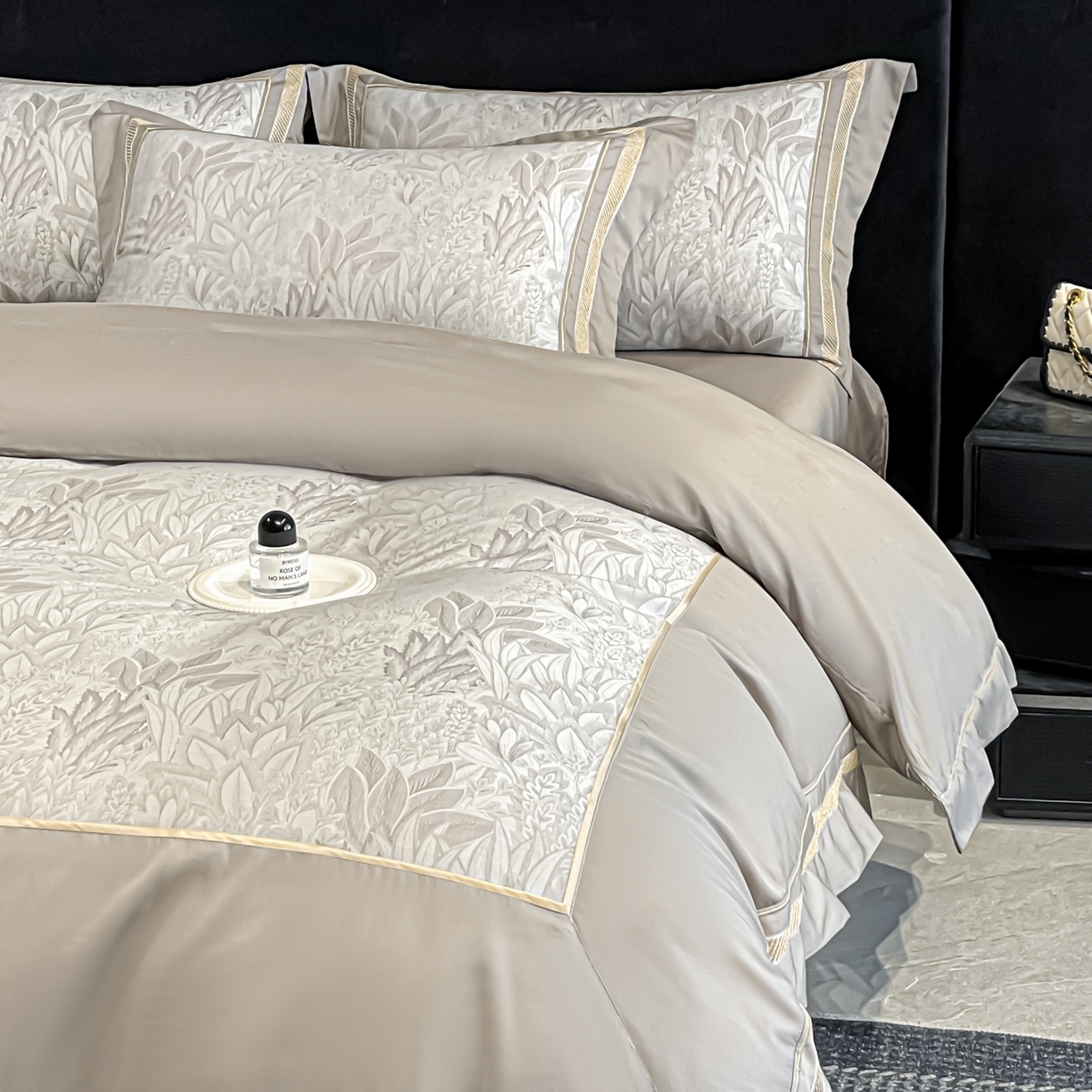 91家纺网 家纺一手货源 找家纺 博纳家纺 2026新款天丝棉色织提花四件套 莫妮卡