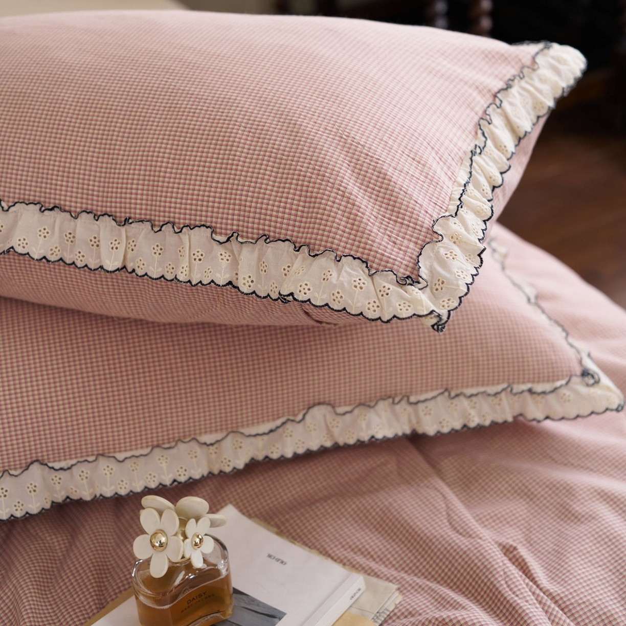 91家纺网 家纺一手货源 找家纺 （总）洋铭区（原狠狠爱） 2026新款色织水洗棉花边夏被