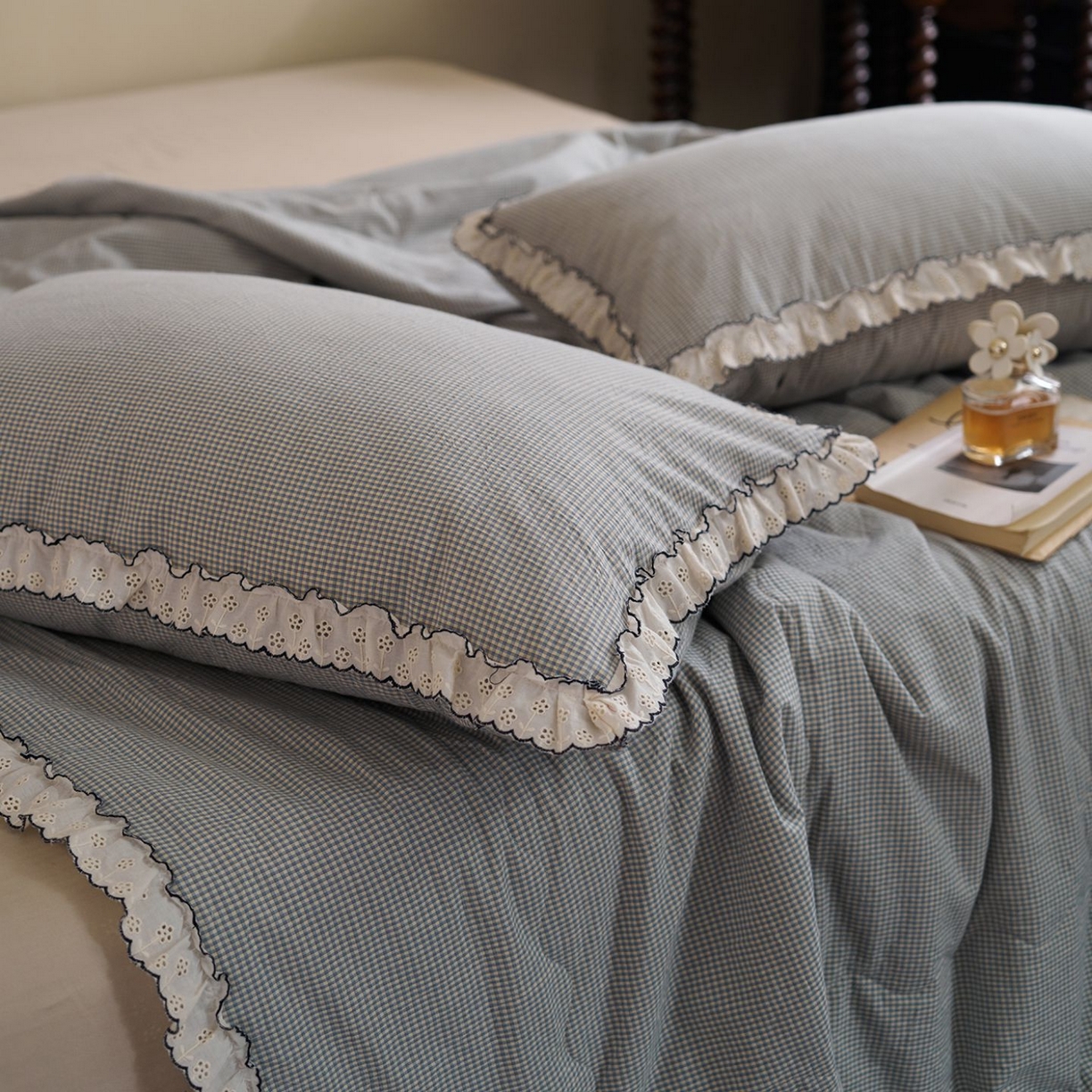 91家纺网 家纺一手货源 找家纺 洋铭区（原狠狠爱） 2026新款色织水洗棉花边夏被 小格子-甜蜜蓝