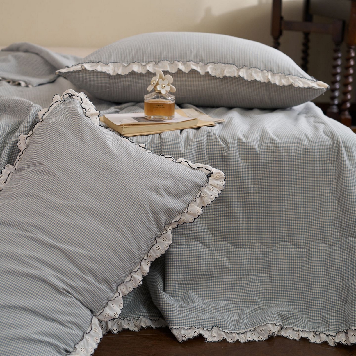 91家纺网 家纺一手货源 找家纺 洋铭区（原狠狠爱） 2026新款色织水洗棉花边夏被 小格子-甜蜜蓝
