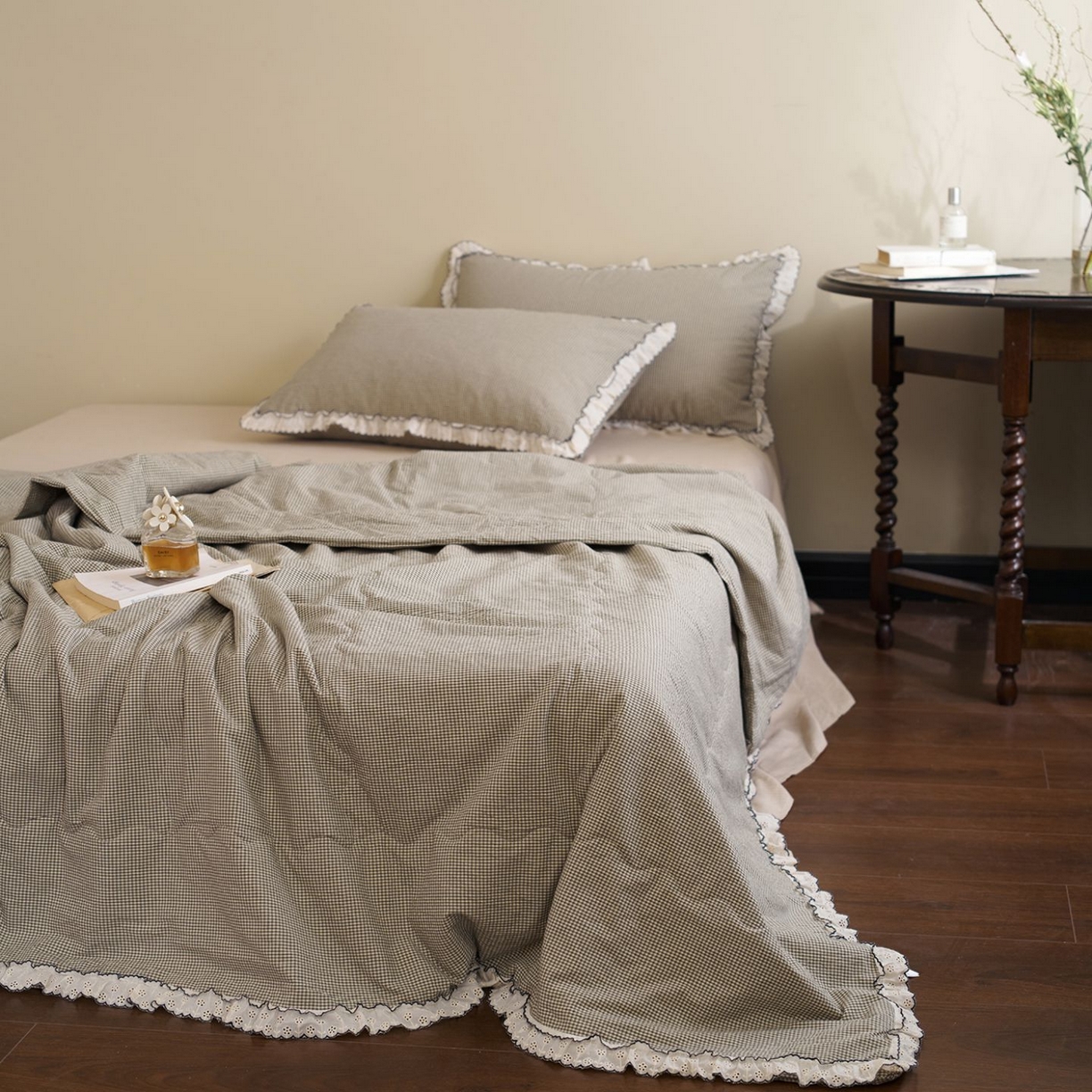91家纺网 家纺一手货源 找家纺 洋铭区（原狠狠爱） 2026新款色织水洗棉花边夏被 小格子-甜蜜绿