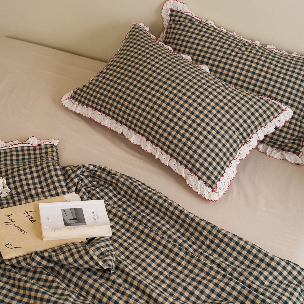 91家纺网 家纺一手货源 找家纺 洋铭区（原狠狠爱） 2026新款色织水洗棉花边夏被 小格子-甜蜜深绿