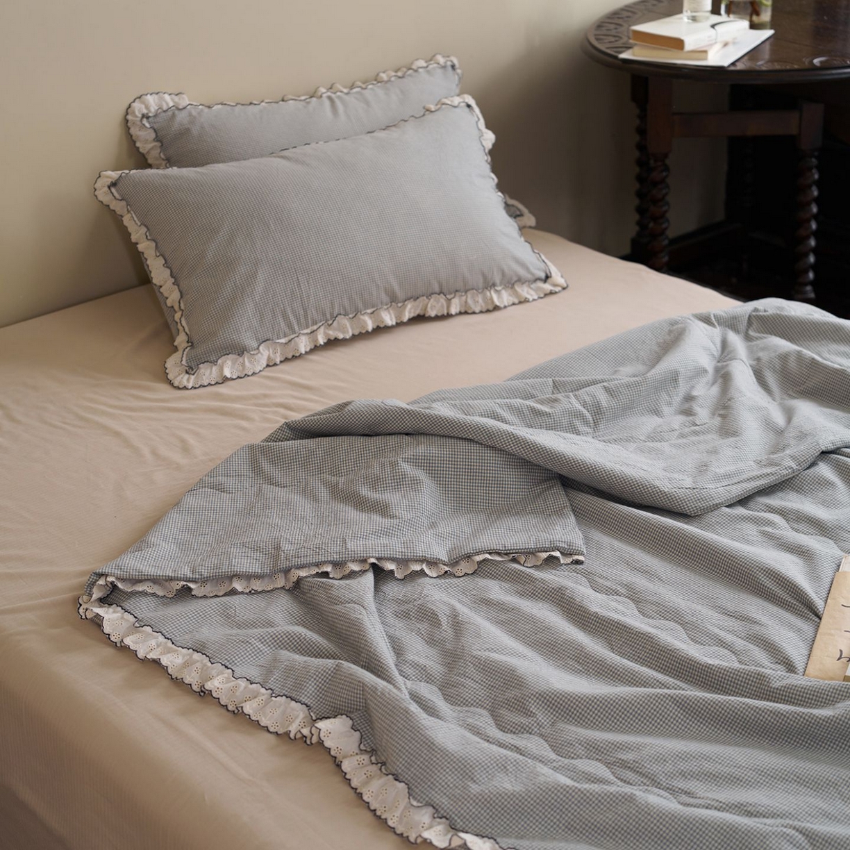 91家纺网 家纺一手货源 找家纺 洋铭区（原狠狠爱） 2026新款色织水洗棉花边夏被 小格子-甜蜜蓝