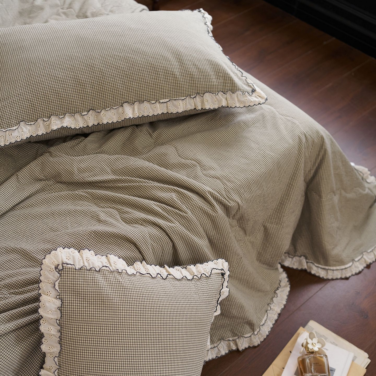 91家纺网 家纺一手货源 找家纺 洋铭区（原狠狠爱） 2026新款色织水洗棉花边夏被 小格子-甜蜜绿