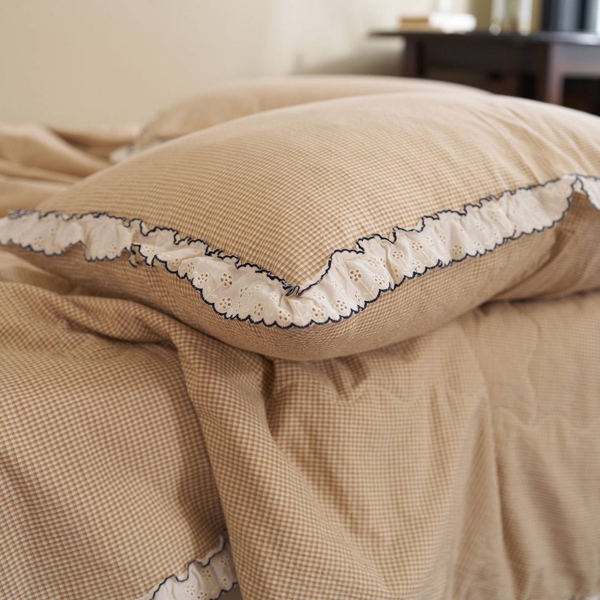 91家纺网 家纺一手货源 找家纺 洋铭区（原狠狠爱） 2026新款色织水洗棉花边夏被 小格子-甜蜜黄