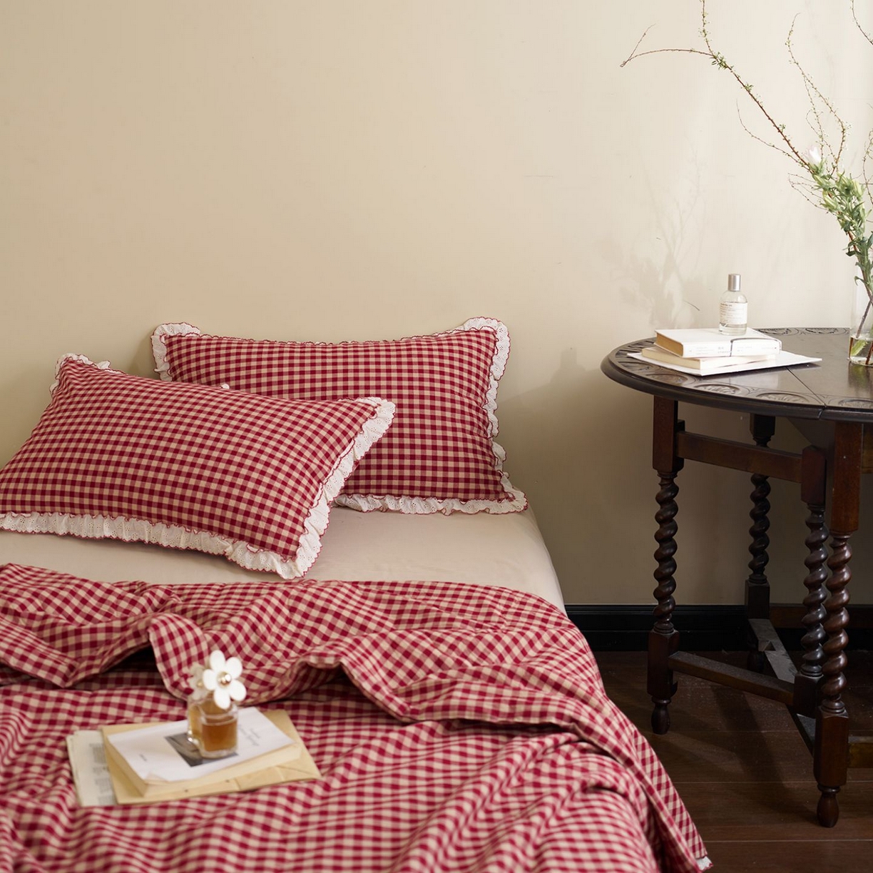 91家纺网 家纺一手货源 找家纺 洋铭区（原狠狠爱） 2026新款色织水洗棉花边夏被 小格子-甜蜜红