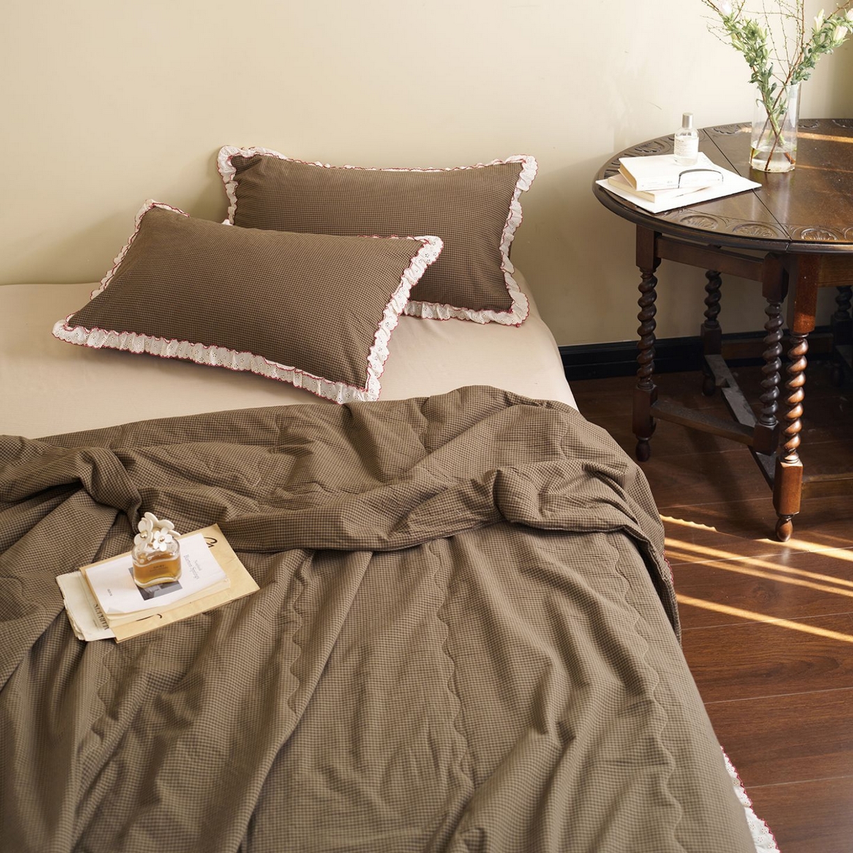 91家纺网 家纺一手货源 找家纺 洋铭区（原狠狠爱） 2026新款色织水洗棉花边夏被 小格子-甜蜜棕