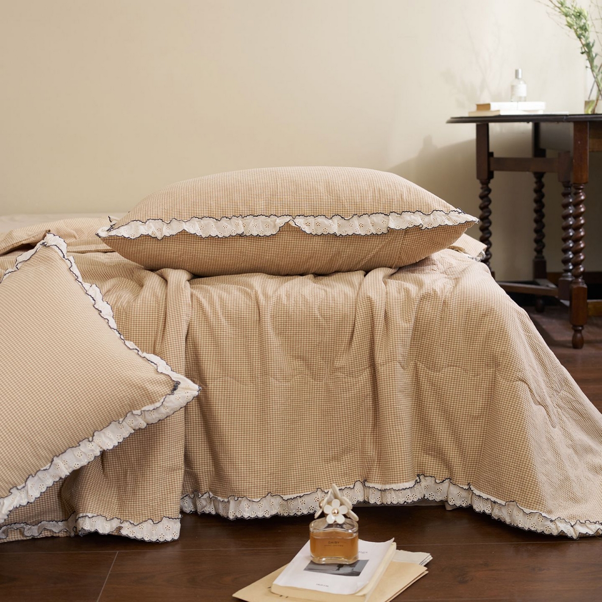 91家纺网 家纺一手货源 找家纺 洋铭区（原狠狠爱） 2026新款色织水洗棉花边夏被 小格子-甜蜜黄