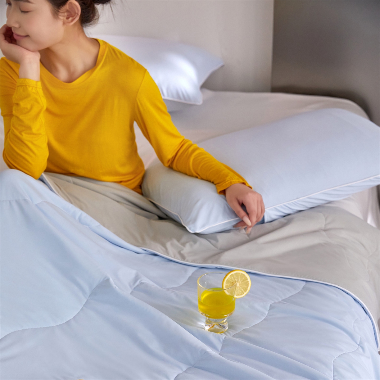 91家纺网 家纺一手货源 找家纺 头等舱 2026新款3.0版凉感A类锦氨（160克）20大豆抗菌夏被（配礼盒）典雅蓝+高级灰