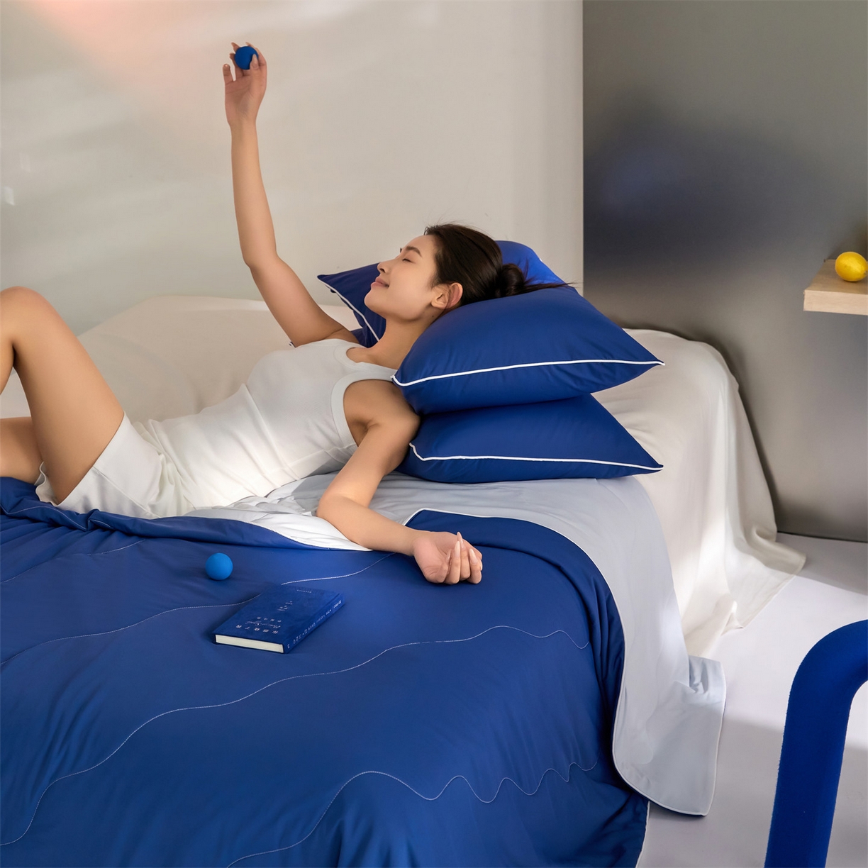 91家纺网 家纺一手货源 找家纺 头等舱 2026新款3.0版凉感A类锦氨（160克）20大豆抗菌夏被（配礼盒）深蓝+浅灰蓝