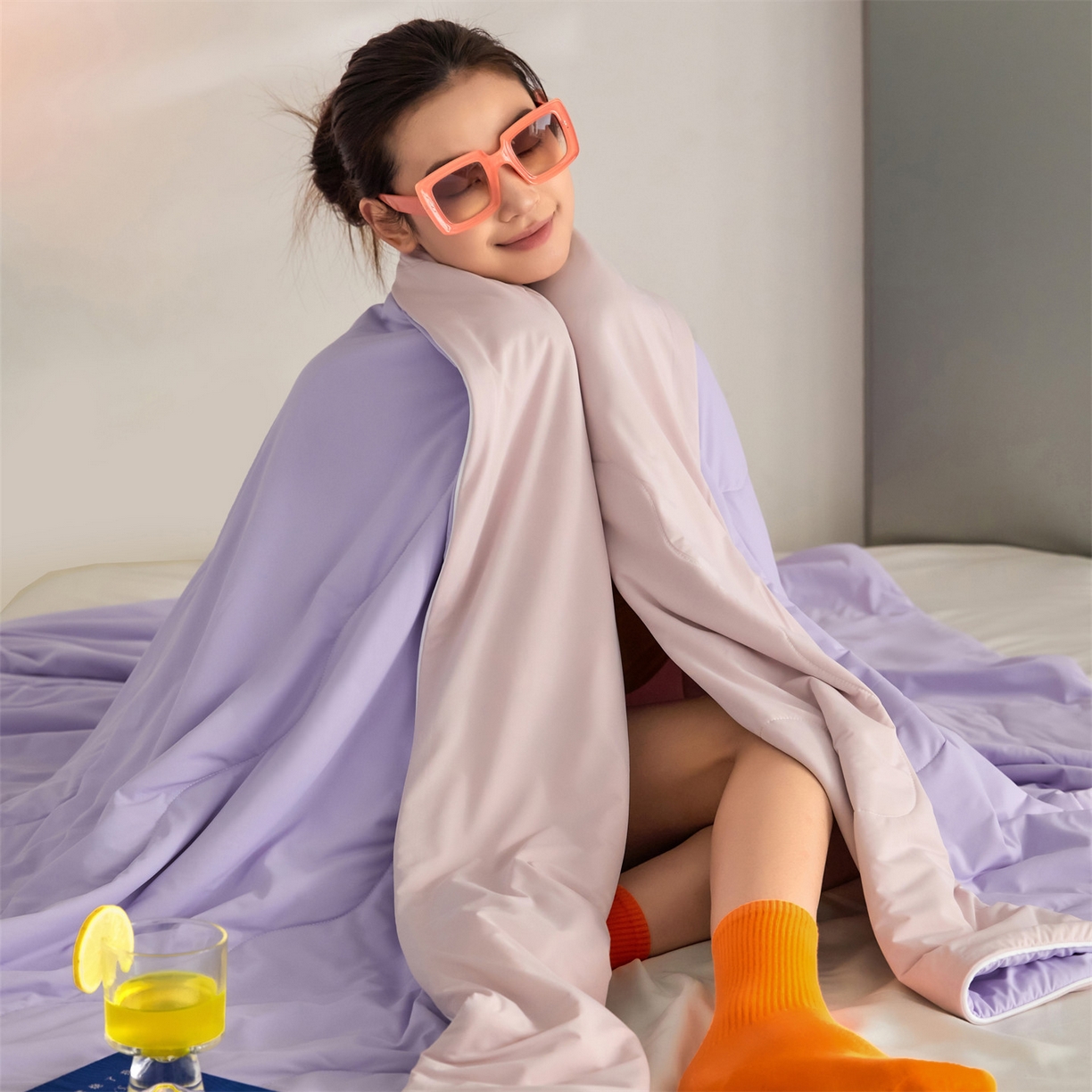 91家纺网 家纺一手货源 找家纺 头等舱 2026新款3.0版凉感A类锦氨（160克）20大豆抗菌夏被（配礼盒）优雅紫+浅豆沙