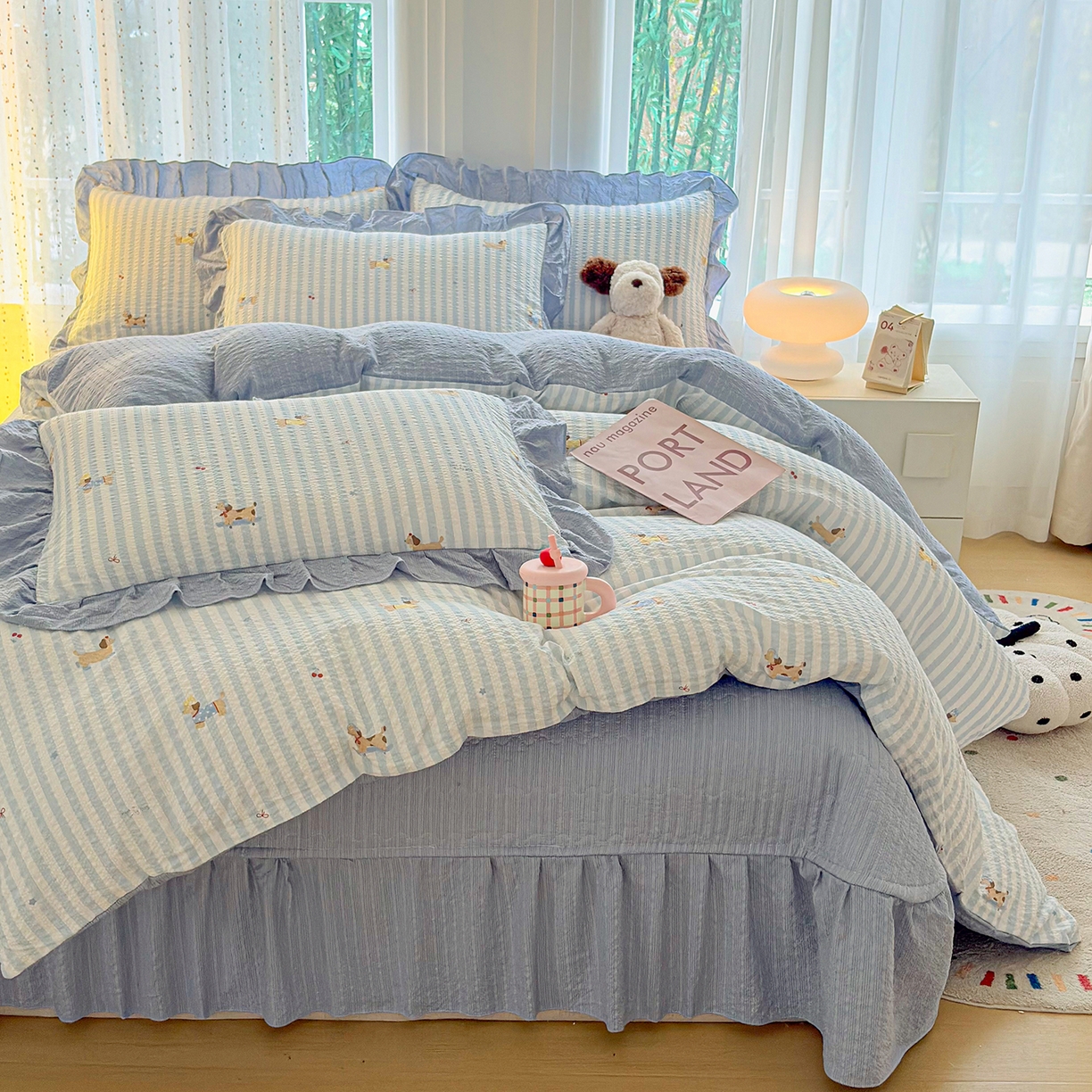 91家纺网 家纺一手货源 找家纺 民新家纺 2026新款泡芙双层纱床盖款四件套 晨光乐园