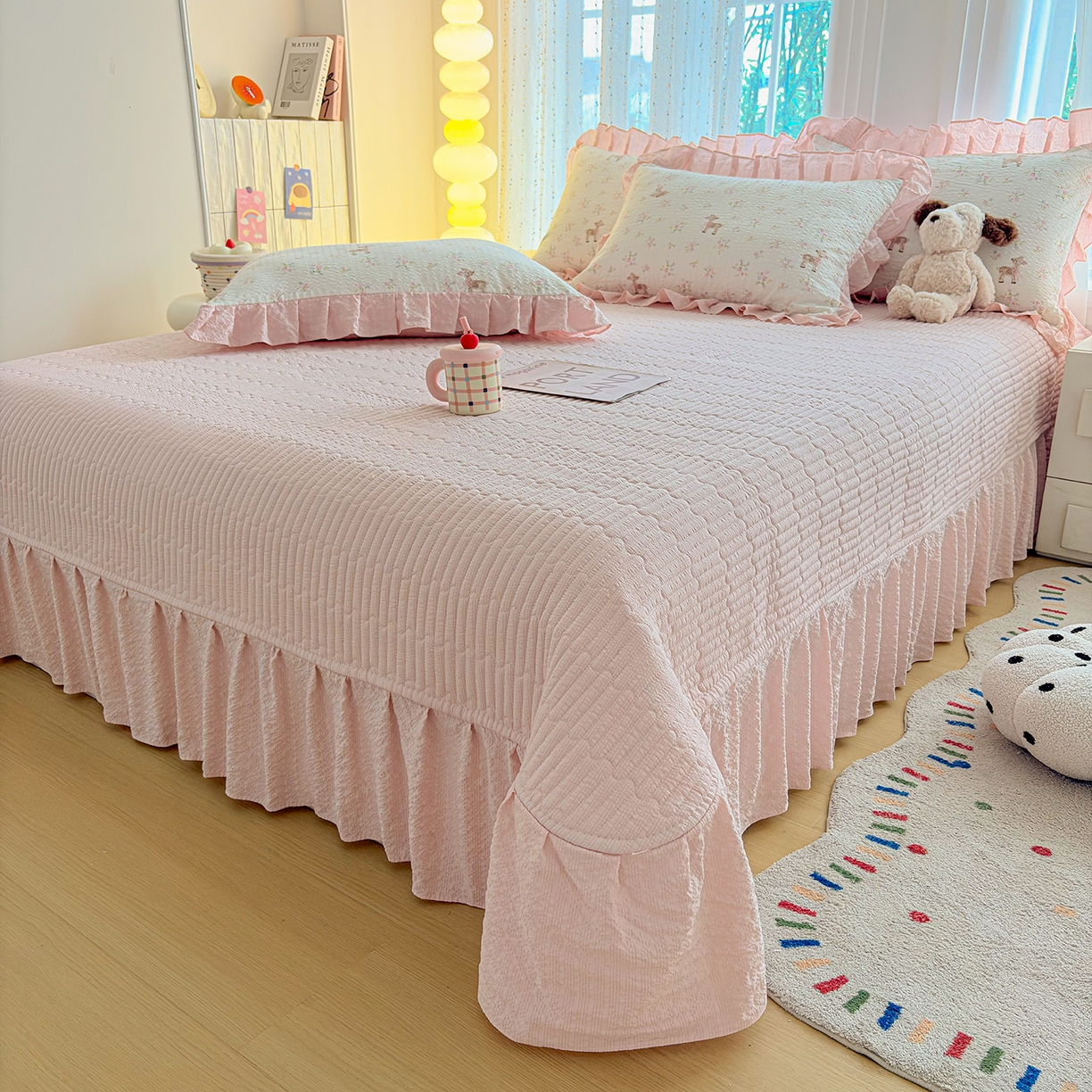 91家纺网 家纺一手货源 找家纺 民新家纺 2026新款泡芙双层纱床盖款四件套 粉雾童话