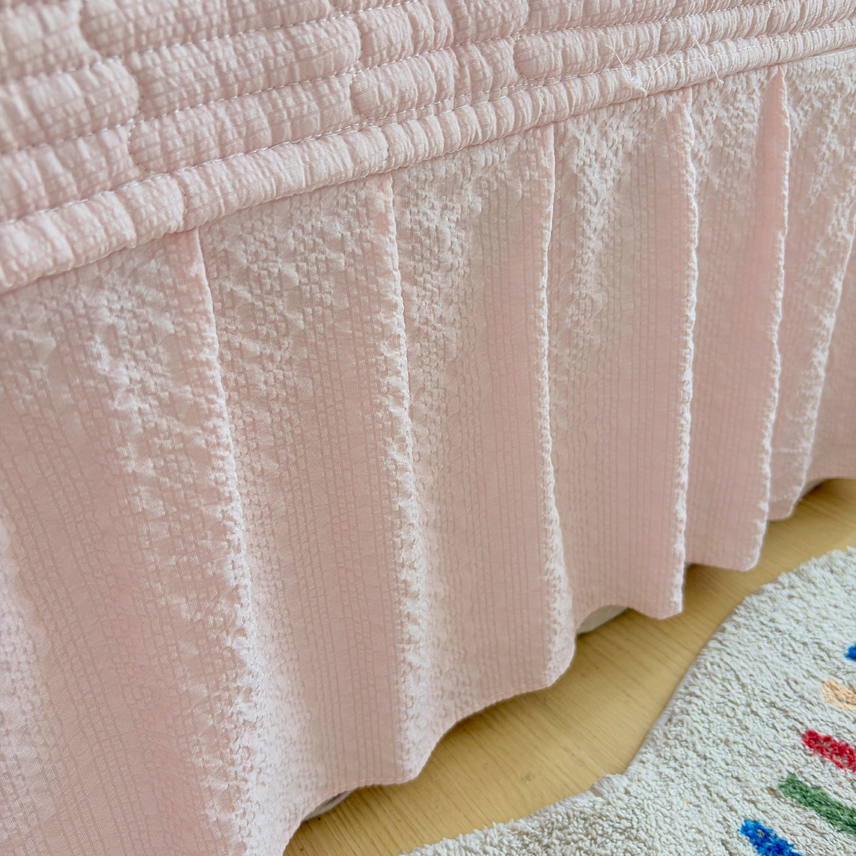 91家纺网 家纺一手货源 找家纺 民新家纺 2026新款泡芙双层纱床盖款四件套 花间密语