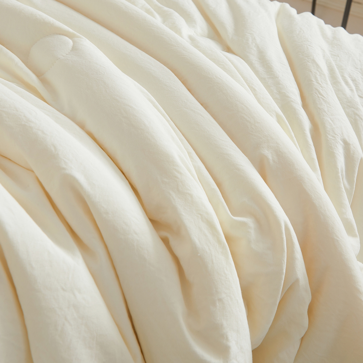 91家纺网 家纺一手货源 找家纺 样样红被业 2026新款水洗棉100%纯棉花夏被 云朵棉-白拼卡其