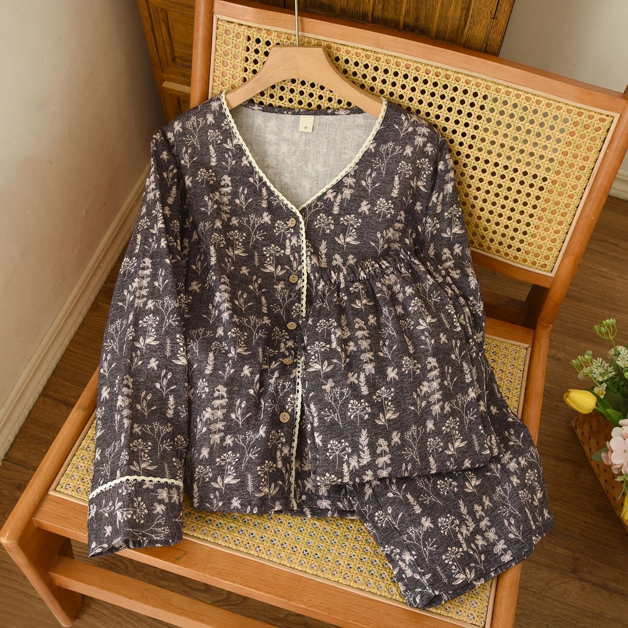 91家纺网 家纺一手货源 找家纺 （总）洛兰沙家居馆 复古印花双层棉纱睡衣女冬款休闲舒适透气宽松长袖家居服套装纯棉