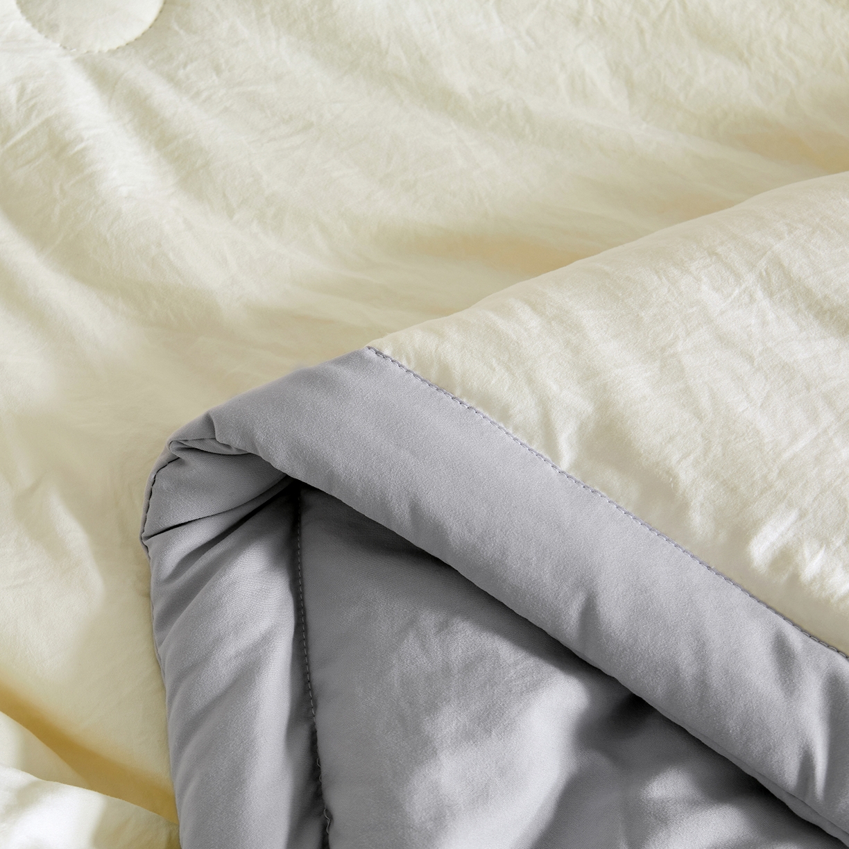 91家纺网 家纺一手货源 找家纺 样样红被业 2026新款水洗棉100%纯棉花夏被 云朵棉-黄拼灰