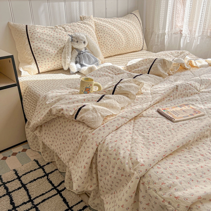 91家纺网 家纺一手货源 找家纺 欧尚 2026新款花边云感棉夏被床盖四件套 绯常