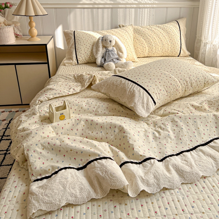 91家纺网 家纺一手货源 找家纺 欧尚 2026新款花边云感棉夏被床盖四件套 密朵