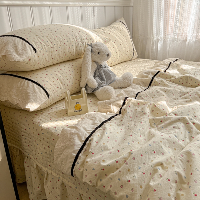 91家纺网 家纺一手货源 找家纺 欧尚 2026新款花边云感棉夏被床盖四件套 密朵