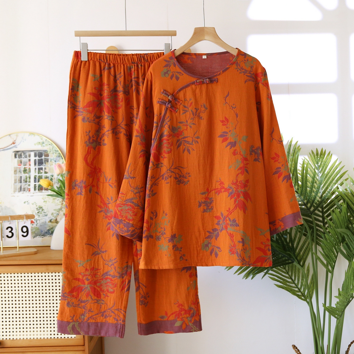 91家纺网 家纺一手货源 找家纺 （总）洛兰沙家居馆 新款色织水洗棉女士大码家居服 双层棉纱复古风睡衣 四季薄款套装