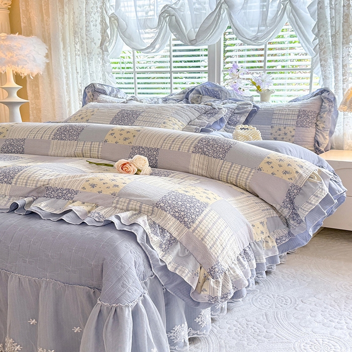 91家纺网 家纺一手货源 找家纺 2026春夏新款ins风小清新AB版法式云朵棉木棉床盖款四件套 兰黛