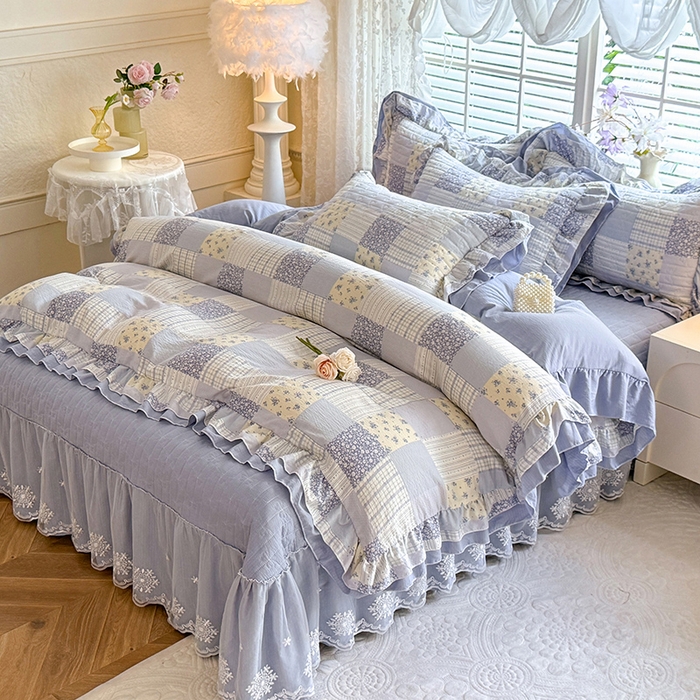 91家纺网 家纺一手货源 找家纺 2026春夏新款ins风小清新AB版法式云朵棉木棉床盖款四件套 兰黛