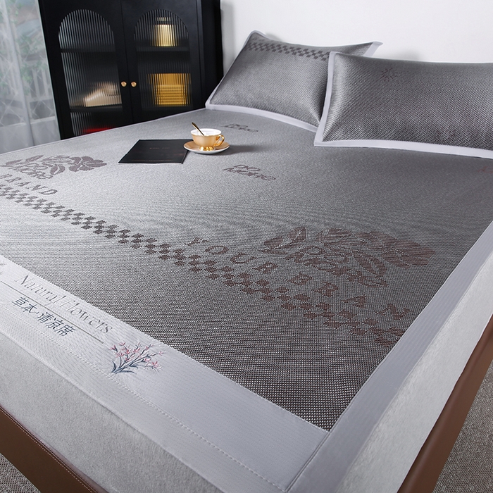 91家纺网 家纺一手货源 找家纺 步步高席业 2026新款凉感冰丝冰藤席 灰色