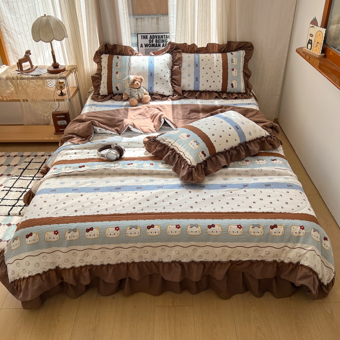 91家纺网 家纺一手货源 找家纺 欧尚 2026新款床盖款花边夏被四件套 KT猫