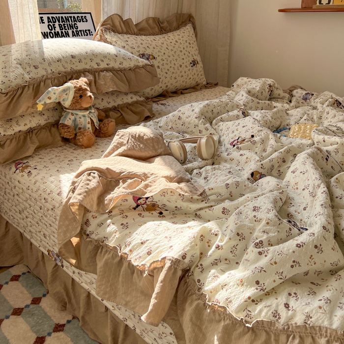 91家纺网 家纺一手货源 找家纺 欧尚 2026新款床盖款花边夏被四件套 花间娃娃