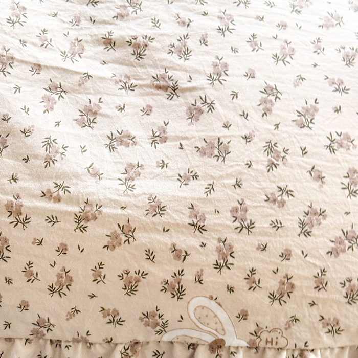91家纺网 家纺一手货源 找家纺 2026春夏新款ins风小清新AB版法式云朵棉木棉床盖款四件套 奶咖森林