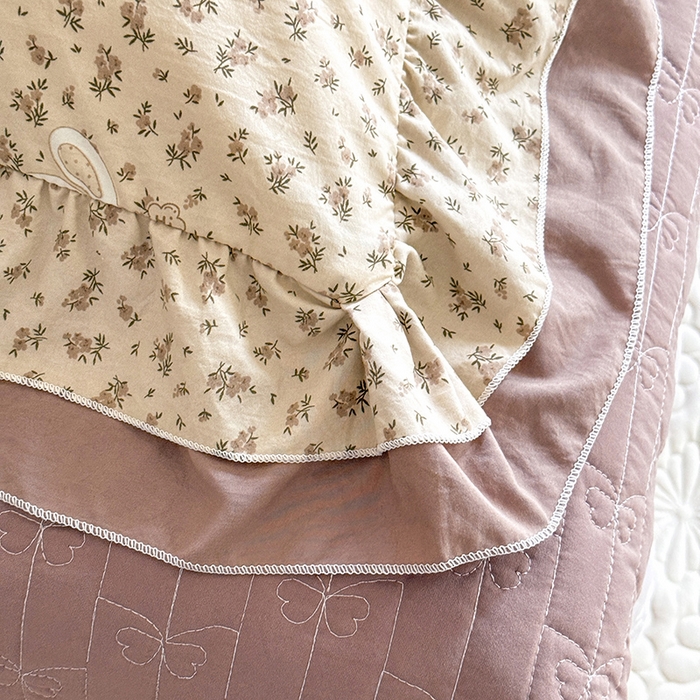 91家纺网 家纺一手货源 找家纺 2026春夏新款ins风小清新AB版法式云朵棉木棉床盖款四件套 奶咖森林