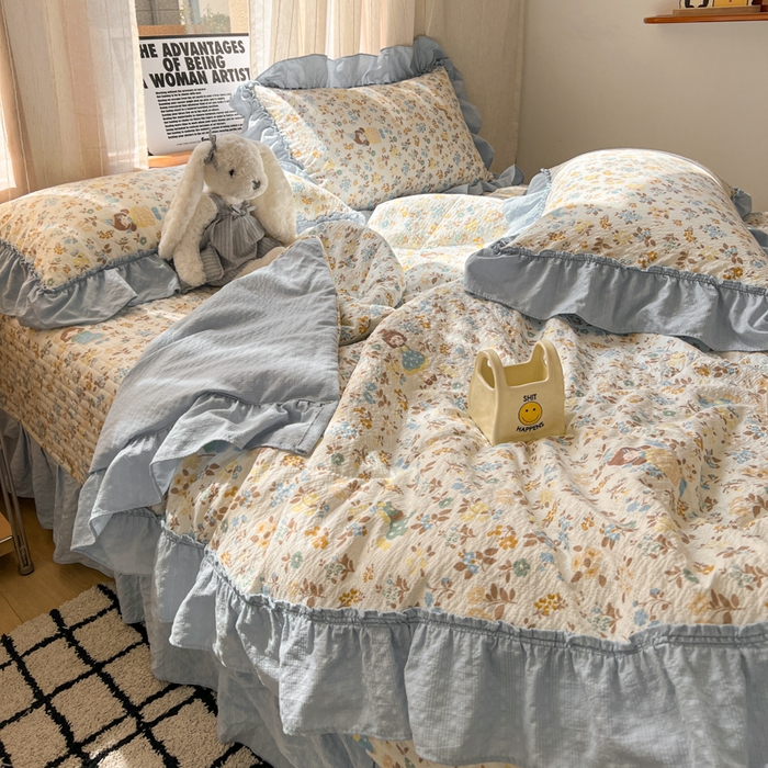 91家纺网 家纺一手货源 找家纺 欧尚 2026新款床盖款花边夏被四件套 花镜人偶黄