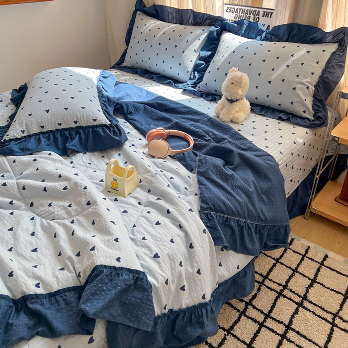 91家纺网 家纺一手货源 找家纺 欧尚 2026新款床盖款花边夏被四件套 兰爱心