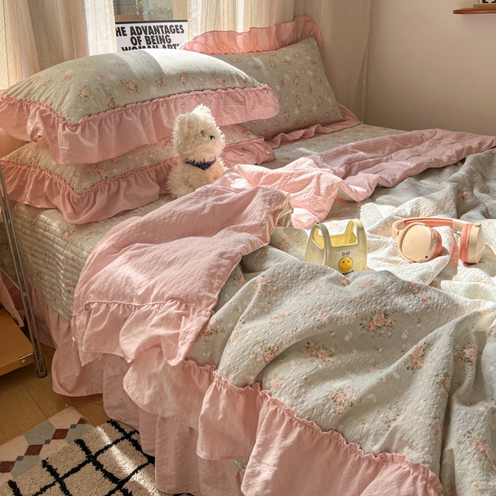 91家纺网 家纺一手货源 找家纺 欧尚 2026新款床盖款花边夏被四件套 绿蔷薇