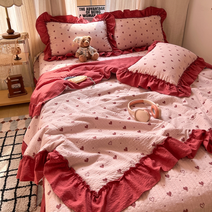 91家纺网 家纺一手货源 找家纺 欧尚 2026新款床盖款花边夏被四件套 朦胧粉红