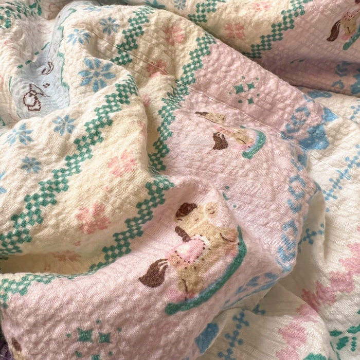 91家纺网 家纺一手货源 找家纺 欧尚 2026新款床盖款花边夏被四件套 甜心木马卷