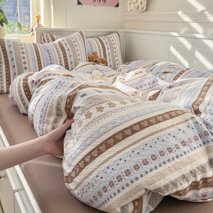 91家纺网 家纺一手货源 找家纺 （总）赛琳 2026新款春夏款泡芙纱双层纱加厚费尔岛系列四件套（有买家秀）