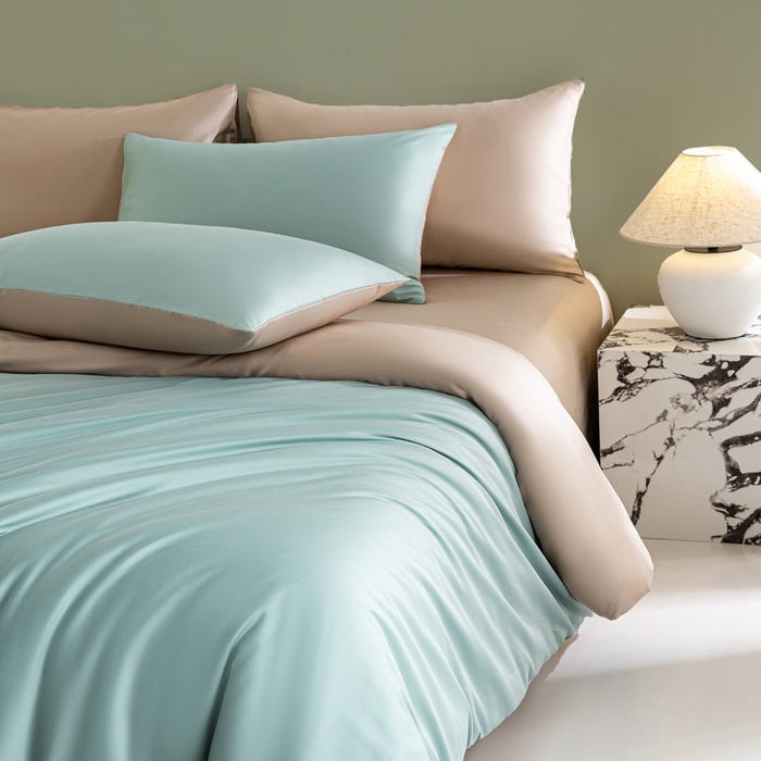 91家纺网 家纺一手货源 找家纺 憨豆家纺 2026新款全棉60s四件套纯色贡缎纯棉被套床笠款三件套长绒棉被套 薄荷绿+奶咖