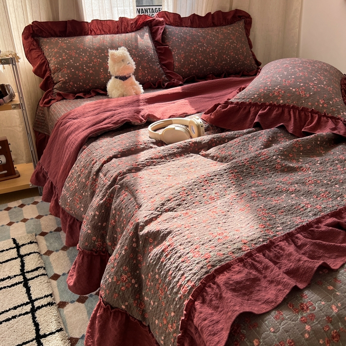 91家纺网 家纺一手货源 找家纺 欧尚 2026新款床盖款花边夏被四件套 胭脂