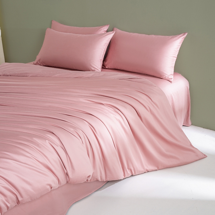 91家纺网 家纺一手货源 找家纺 憨豆家纺 2026新款全棉60s四件套纯色贡缎纯棉被套床笠款三件套长绒棉被套 豆沙